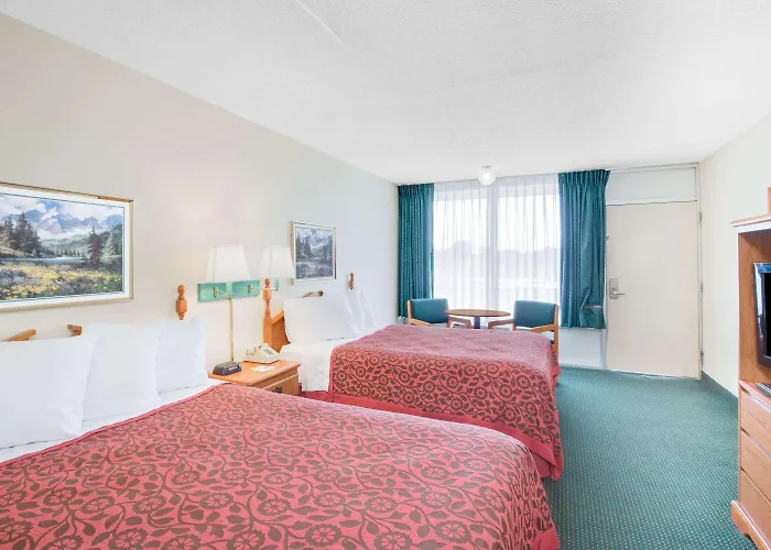 Motels in Newport
