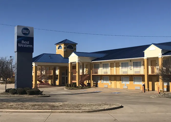 Motels in Van Buren