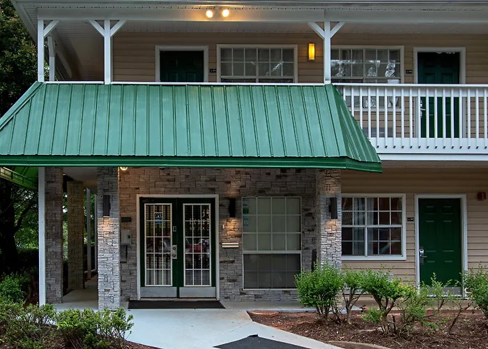 Motels in Lawrenceville
