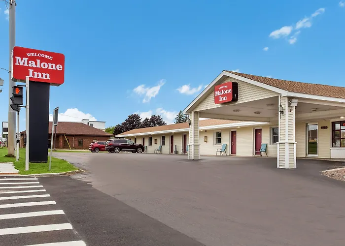 Motels in Malone