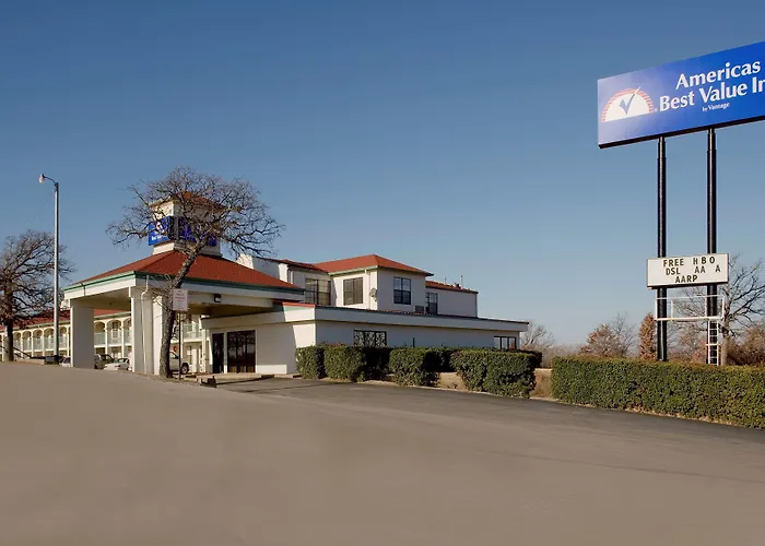 Motels in Bowie