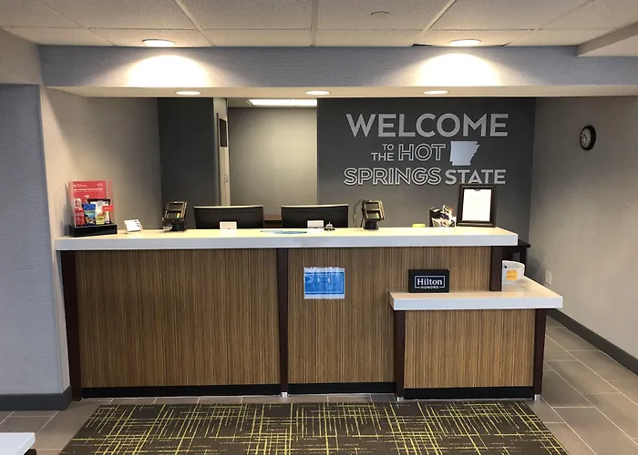 Cheap Hotels in Rogers