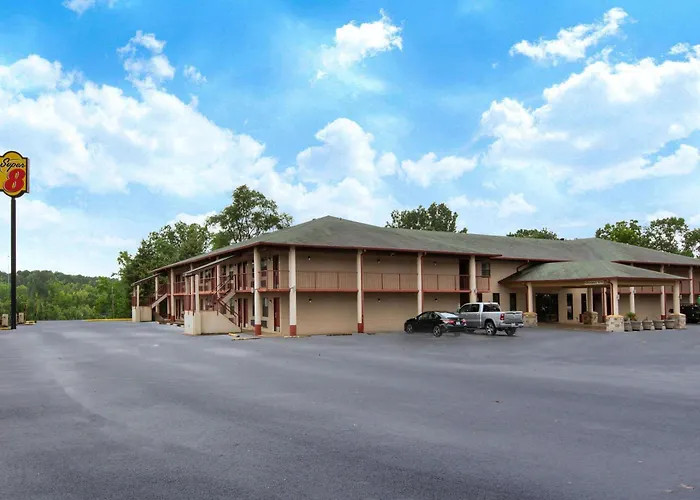 Motels in Malvern