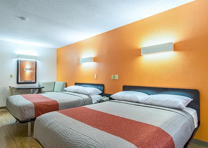 Motels in Fishers