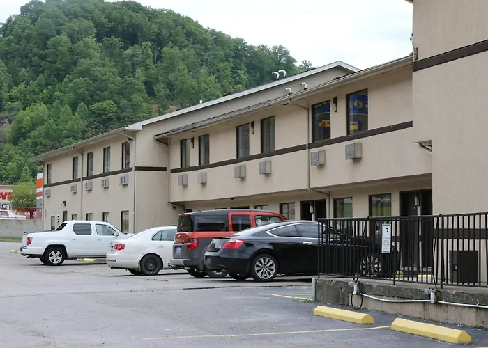 Motels in Whitesburg