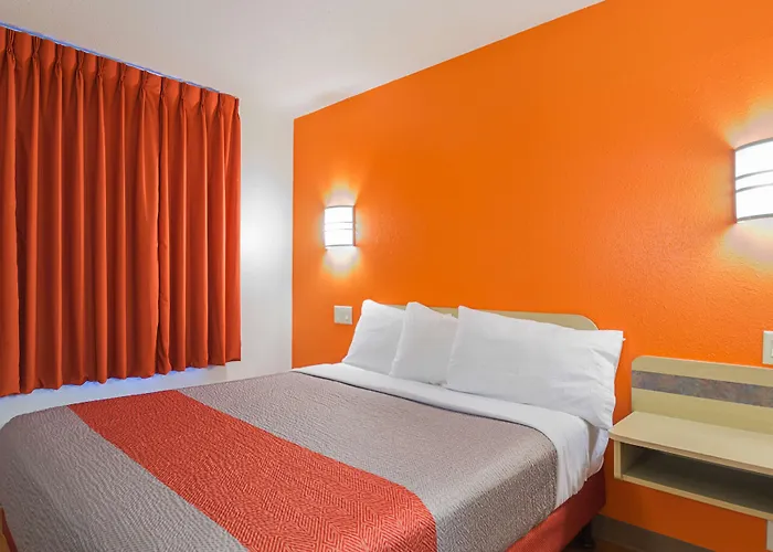 Cheap Hotels in Whitby