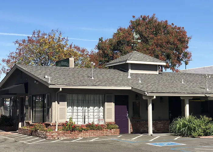 Motels in Walnut Creek