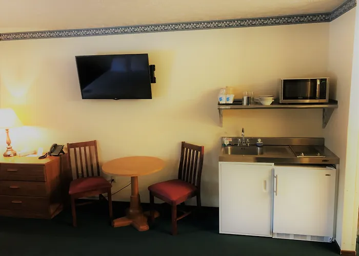 Motels in Owosso