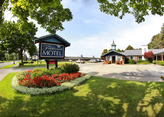 Motels in White Lake