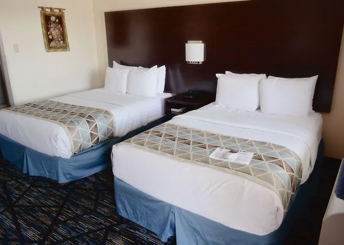 Motels in Oxbow