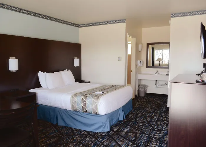 Motels in Fenton