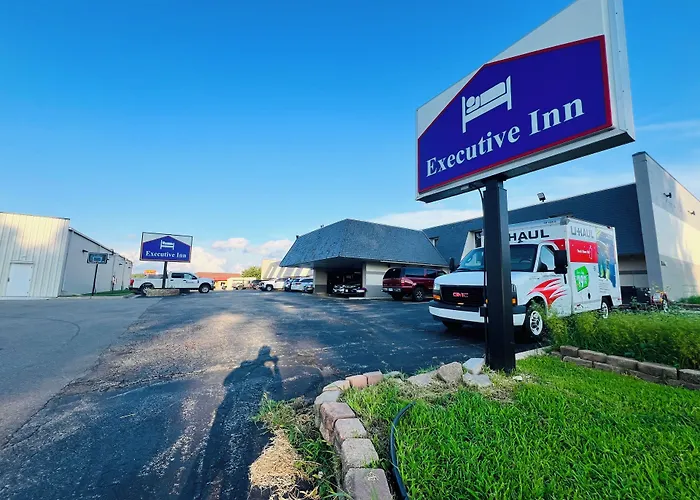 Motels in Owatonna