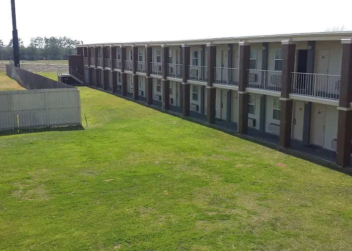 Motels in Brookshire
