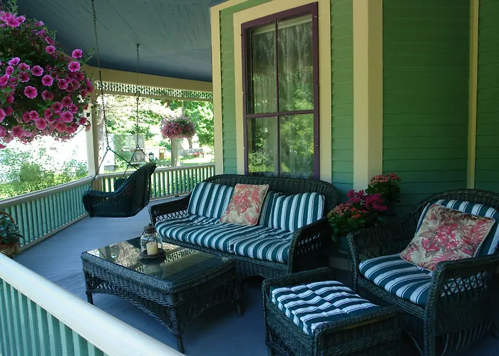 Bed & Breakfast in Rockland
