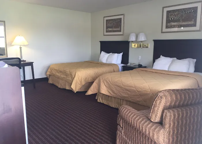Motels in Geneseo