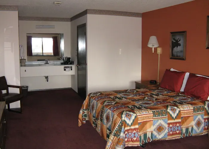 Motels in Chama