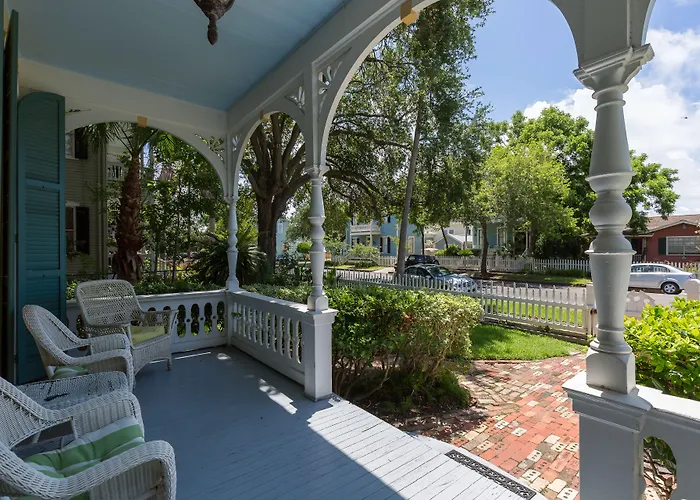 Bed and Breakfast in Galveston