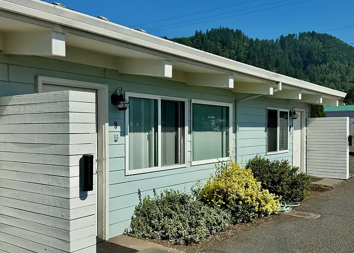 Motels in Garibaldi