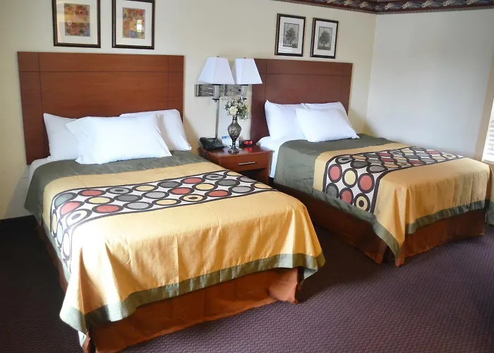 Motels in Gouverneur