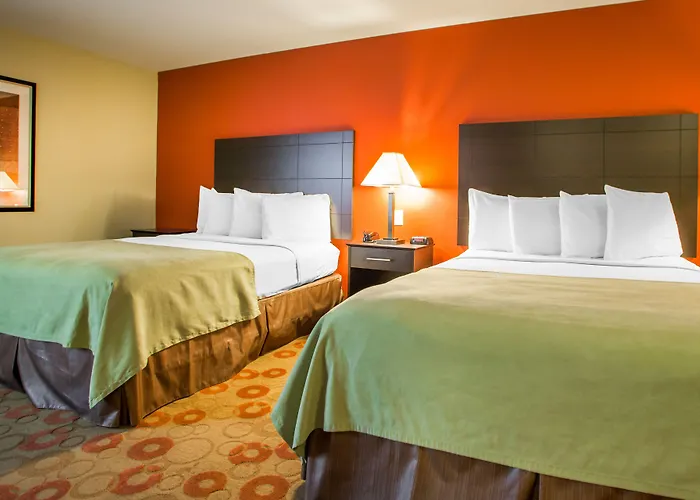 Cheap Hotels in Cedar Falls