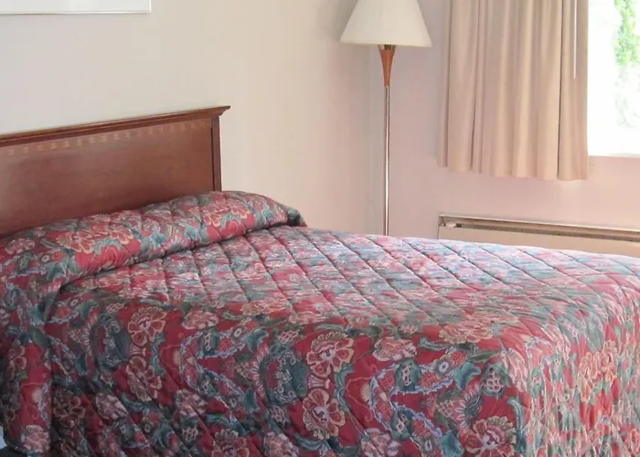 Motels in Mahopac