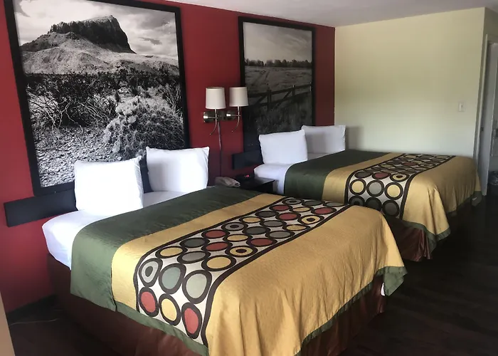 Motels in Corsicana
