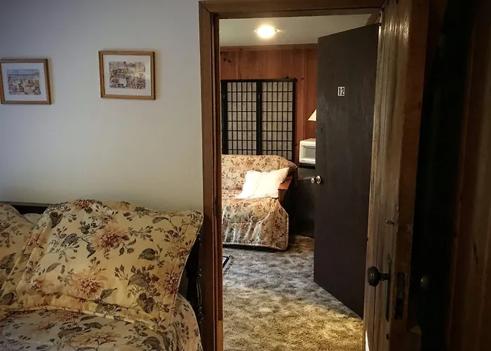 Motels in Ashford