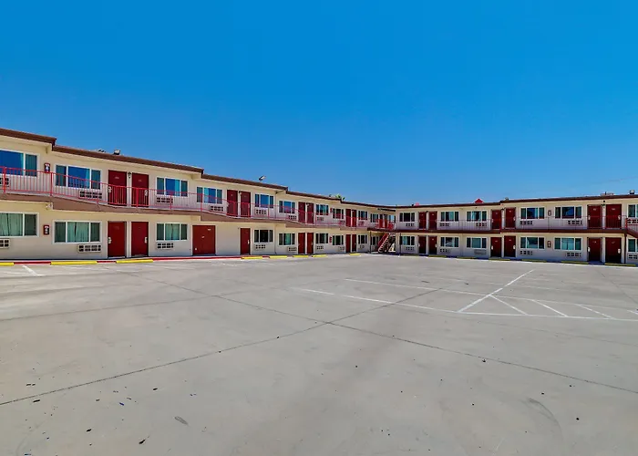 Cheap Hotels in Needles