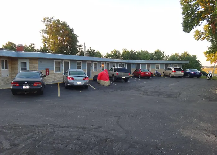 Motels in New Glarus