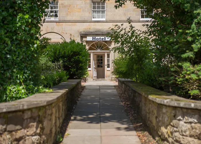 Cheap Hotels in Livingston