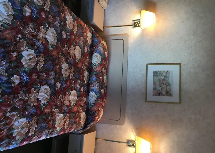 Motels in Montour Falls