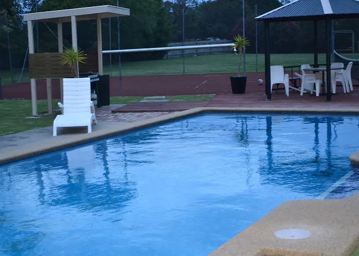 Motels in Springvale