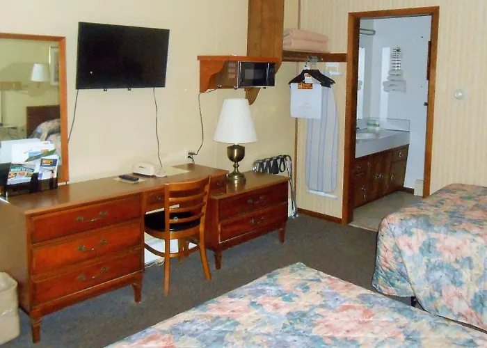 Motels in Long Prairie