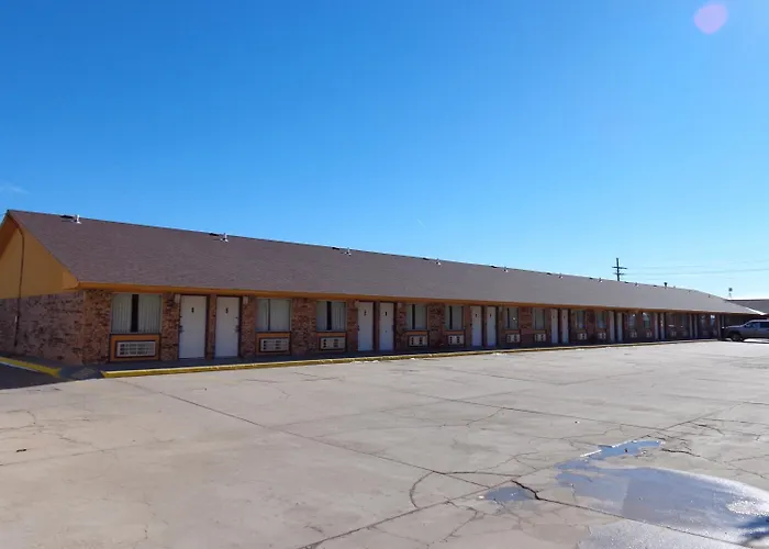 Motels in Garden City