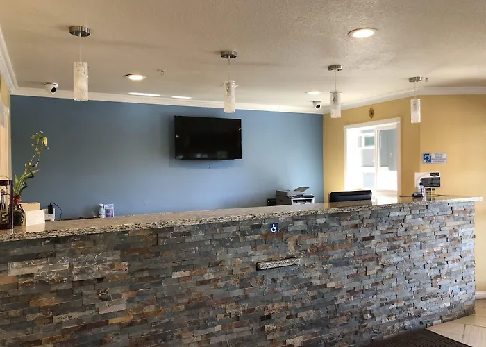 Motels in Clearlake Oaks