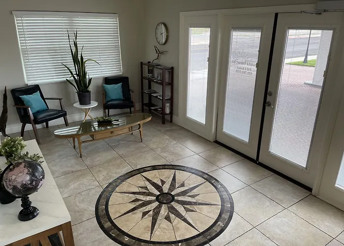 Motels in Safford