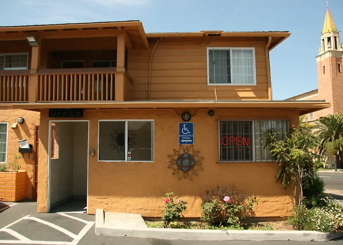 Motels in Lemon Grove