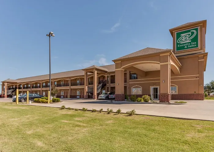 Motels in Cushing