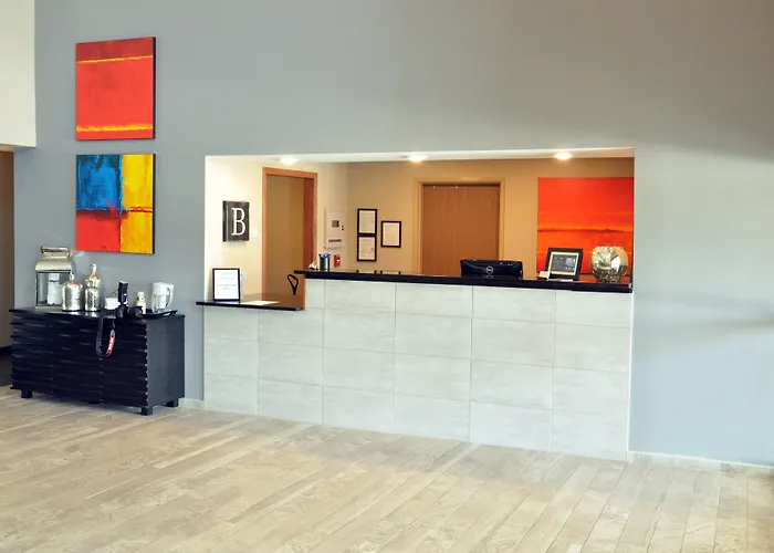 Motels in Spencer