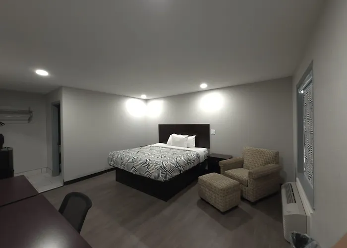 Motels in Cleveland