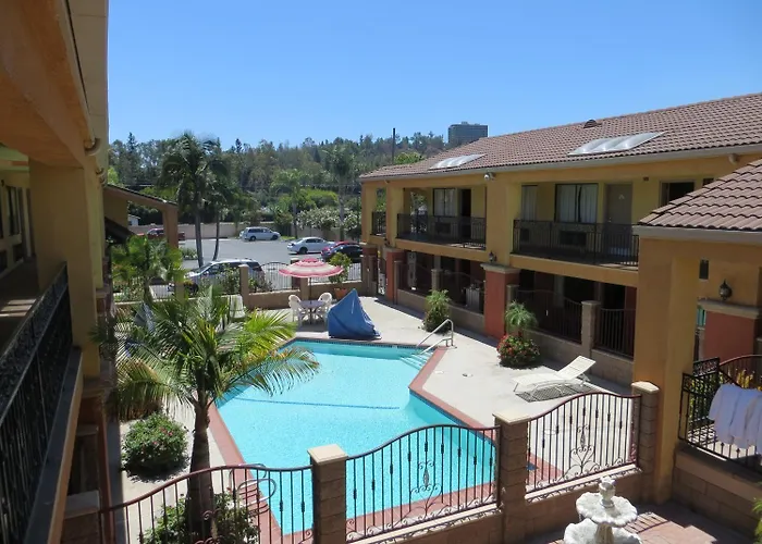 Motels in West Covina