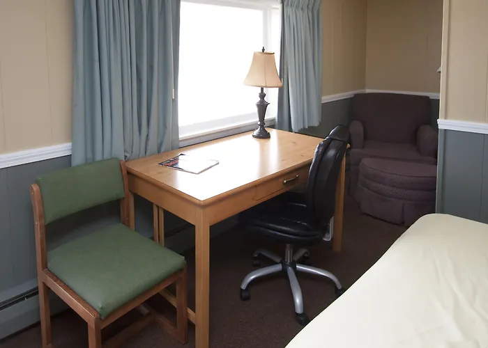Motels in Machias