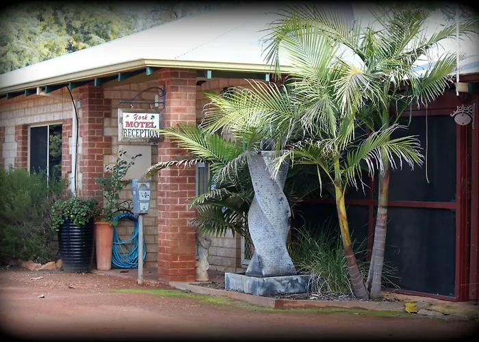 Motels in York