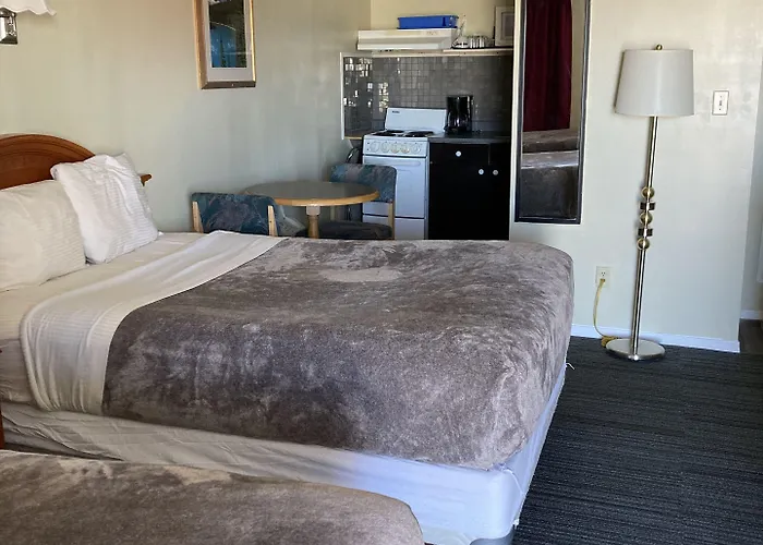Motels in Taber