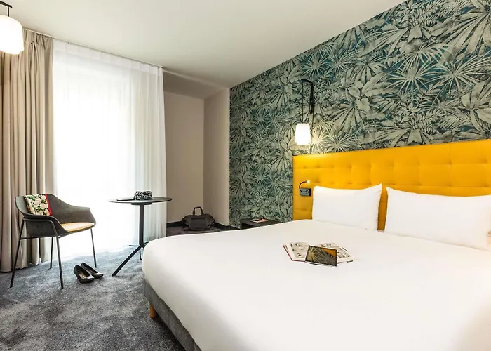 Hotel Economici in Puteaux