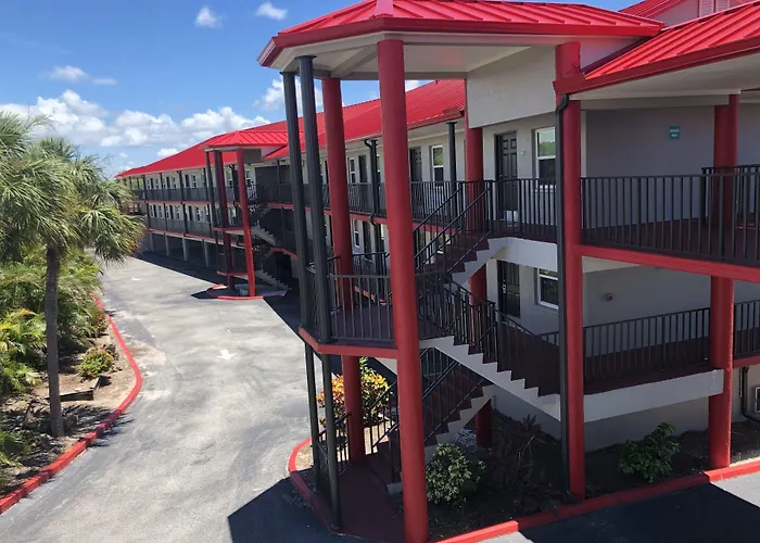 Motels in Englewood