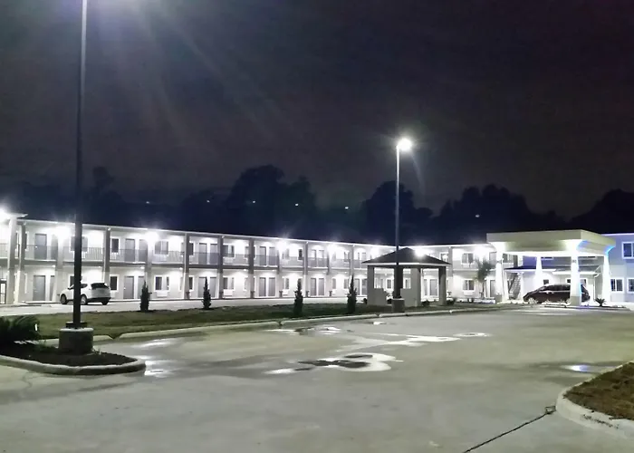 Motels in Crosby