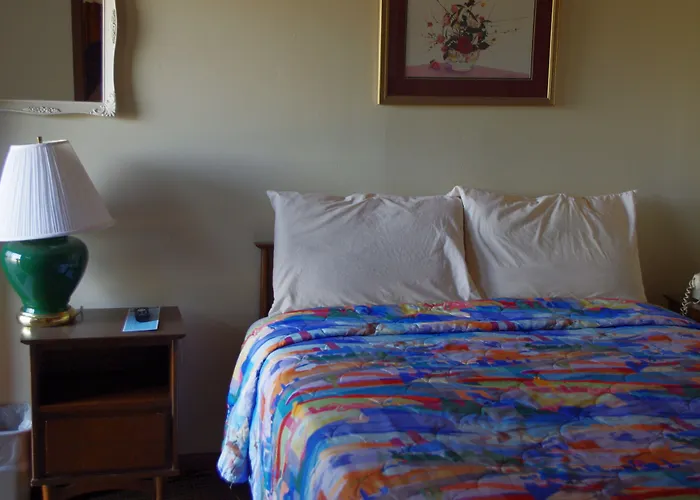 Motels in Alma