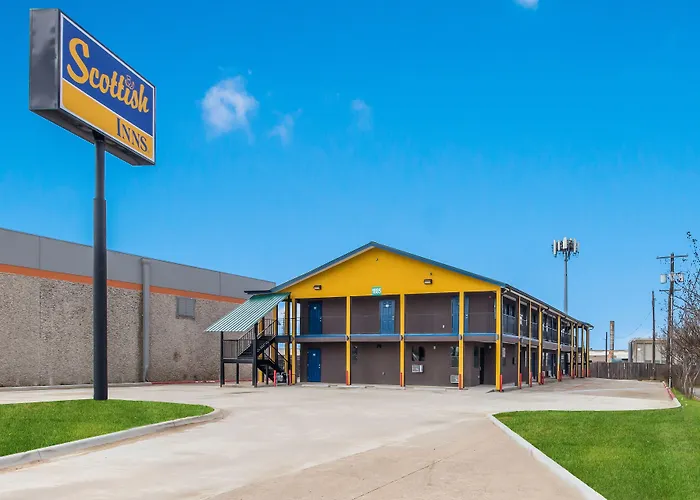 Motels in Carrollton