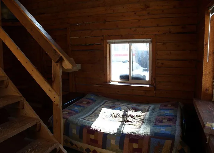 Motels in Bird Creek